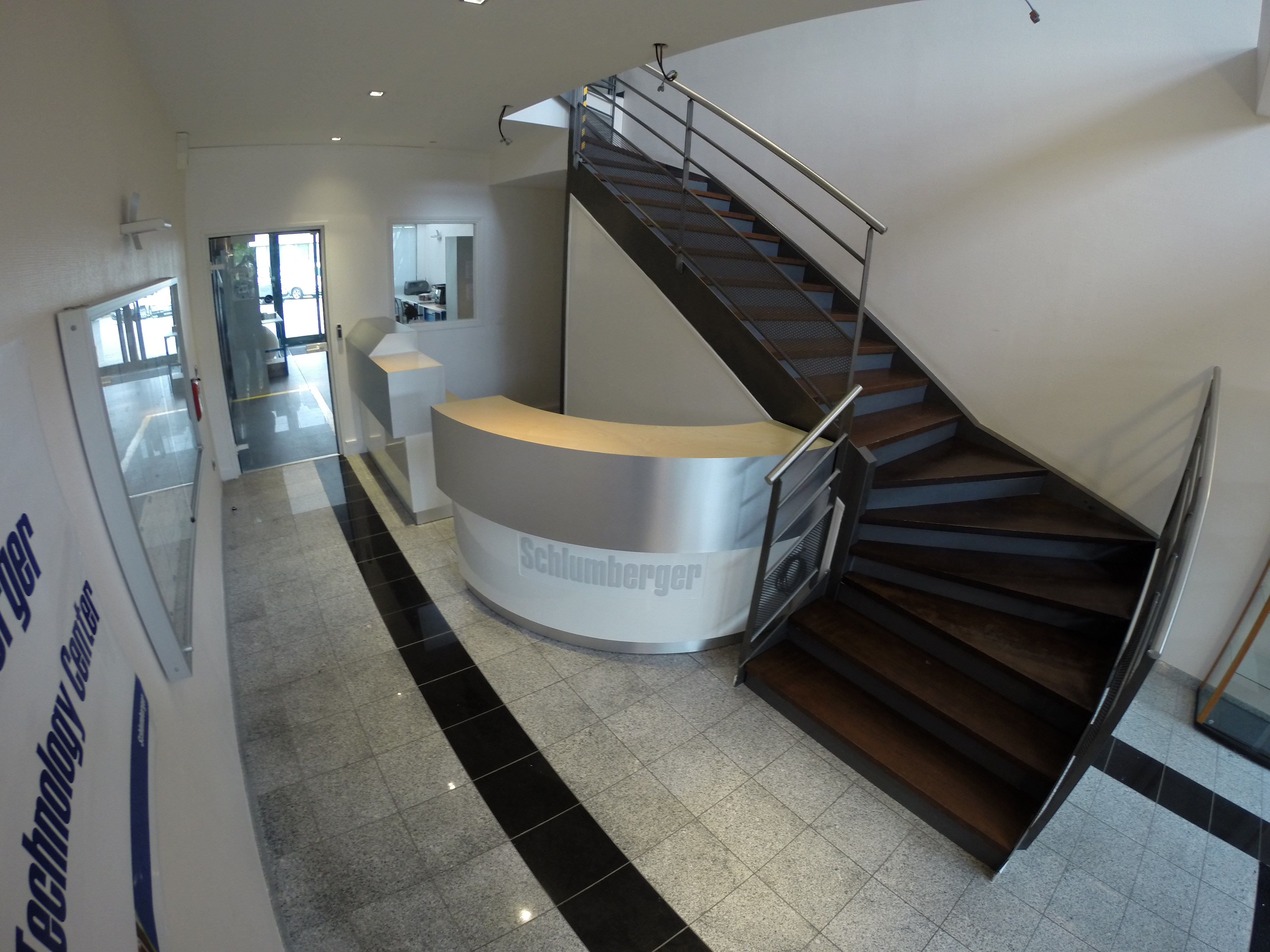 Création d'une banque d'accueil sur mesure