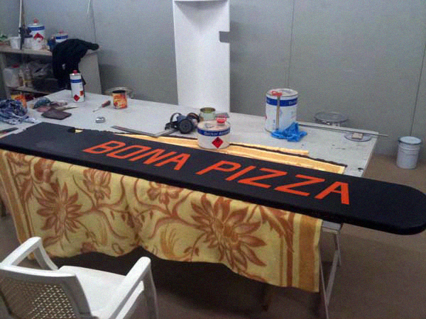 Découvrez notre dernière réalisation: un plan de travail sur mesure pour un professionnel de l'Ile-de-France.